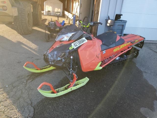 2016 Bombardier Snowmobile