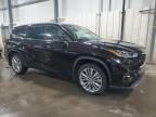 2020 Toyota Highlander Platinum