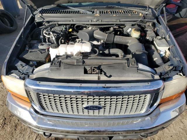 2000 Ford Excursion XLT