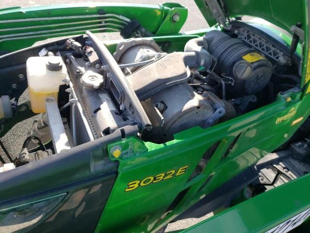 2022 John Deere 3032E