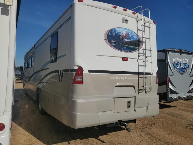 2004 Winnebago 2004 Workhorse Custom Chassis Motorhome Chassis W2