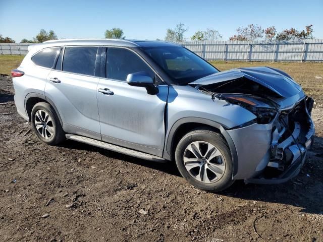 2021 Toyota Highlander XLE