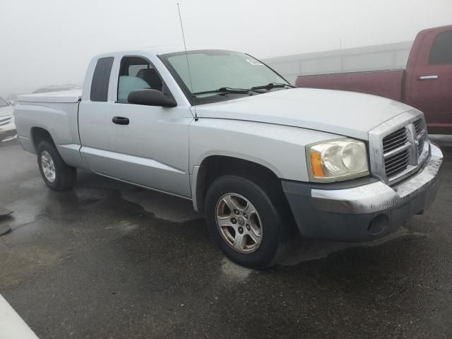 2005 Dodge Dakota SLT