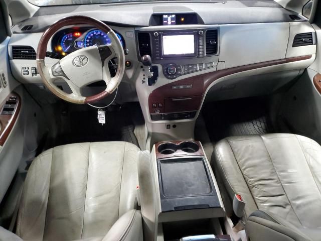 2011 Toyota Sienna XLE