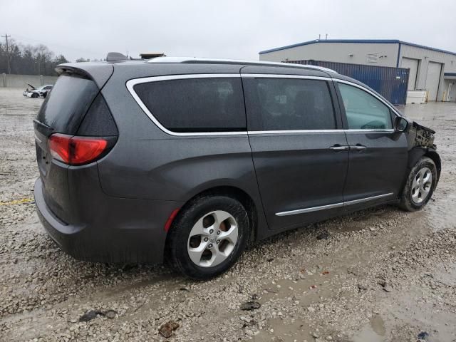 2017 Chrysler Pacifica Touring L Plus