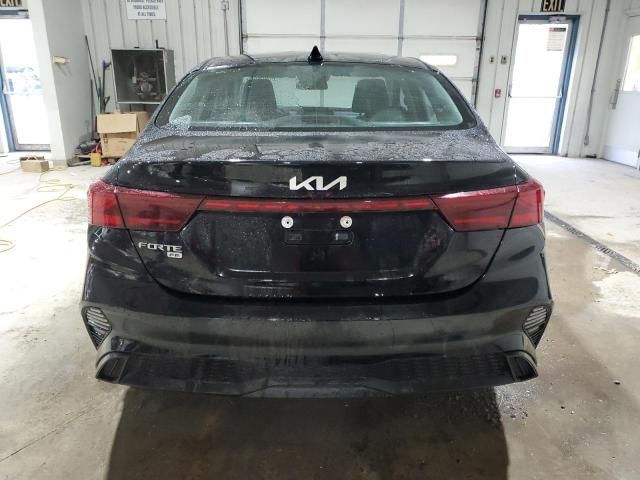 2023 KIA Forte LX