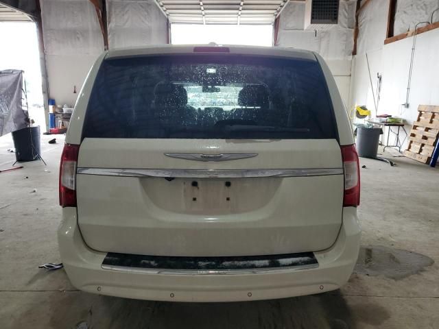 2011 Chrysler Town & Country Touring