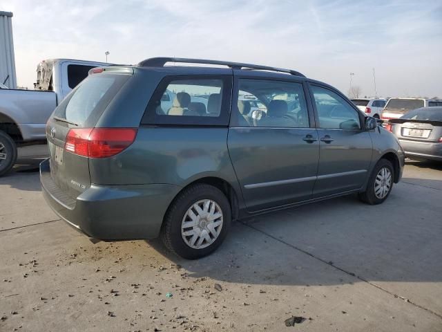 2004 Toyota Sienna CE