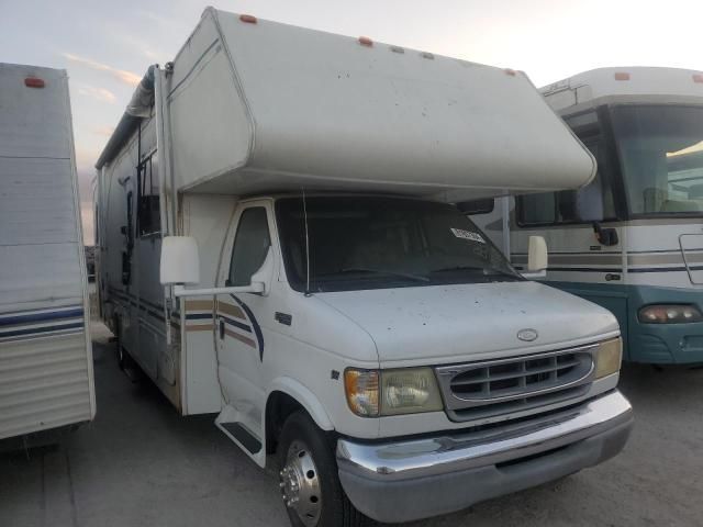 2000 Ford Econoline E450 Super Duty Cutaway Van