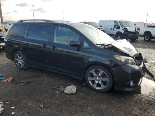 2012 Toyota Sienna Sport