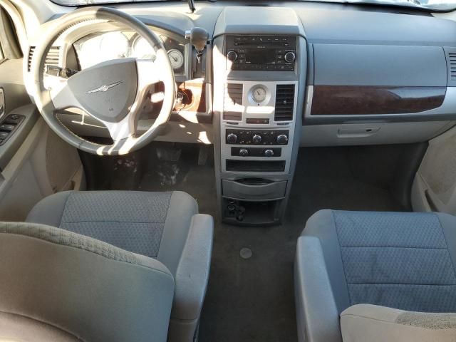 2010 Chrysler Town & Country Touring