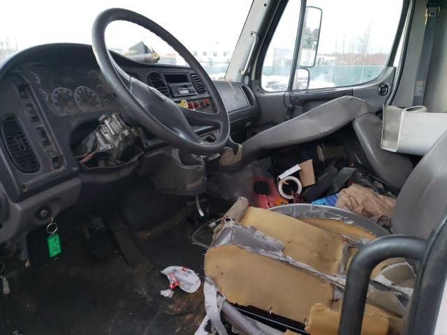 2004 Freightliner M2 106 Medium Duty