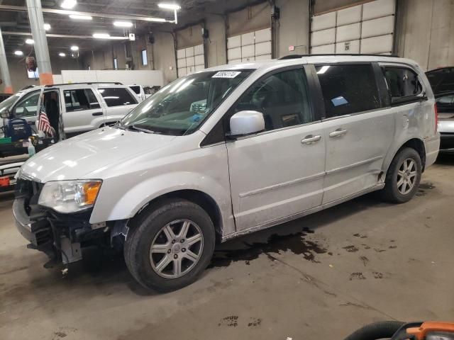 2010 Chrysler Town & Country Touring