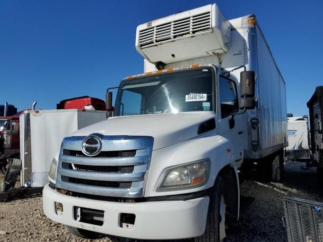 2013 Hino 258 268