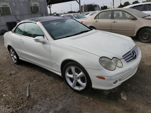 2005 Mercedes-Benz CLK 320