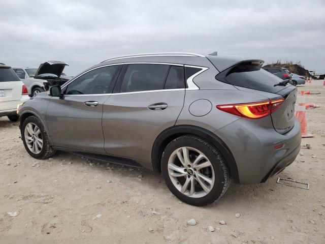 2017 Infiniti QX30 Base