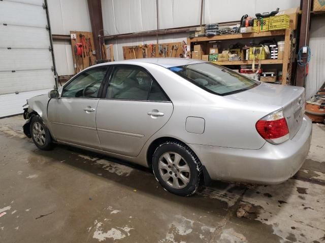 2005 Toyota Camry LE