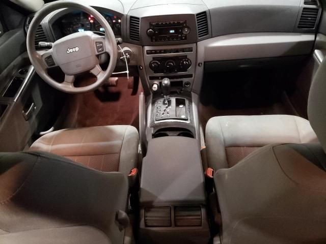 2005 Jeep Grand Cherokee Laredo