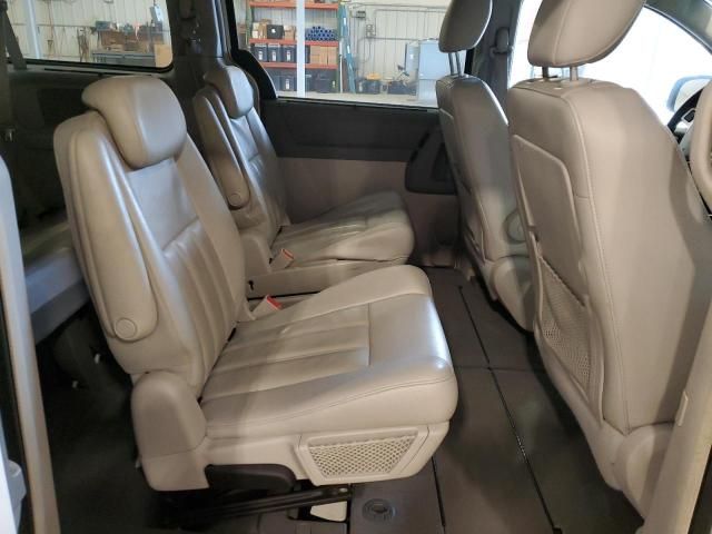 2009 Chrysler Town & Country Touring