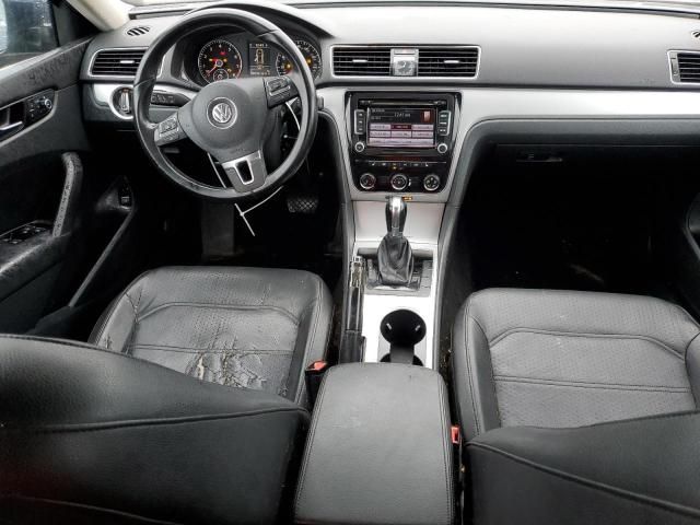 2013 Volkswagen Passat SE