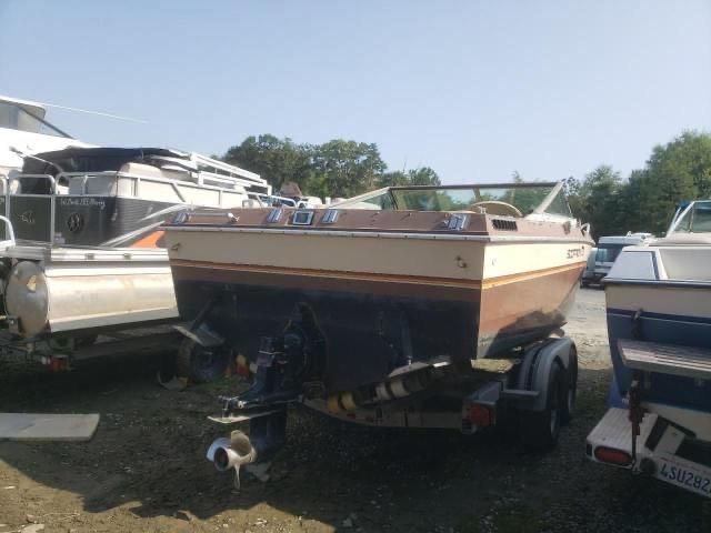 1982 Chris Craft Boat