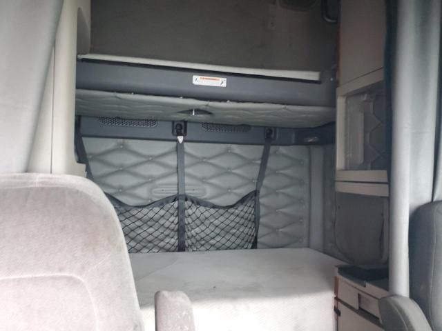 2008 Freightliner Cascadia 125