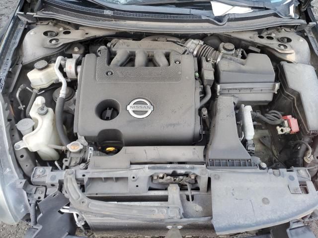 2010 Nissan Altima SR