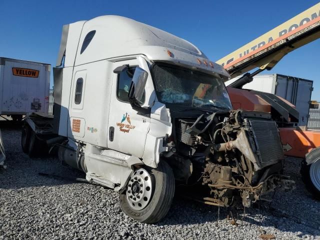 2021 Freightliner Cascadia 126