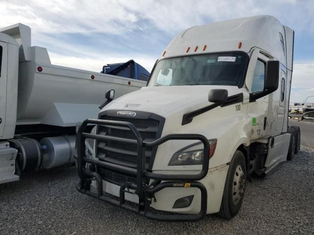 2022 Freightliner Cascadia 126