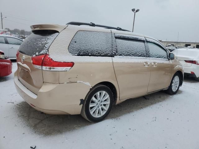 2013 Toyota Sienna XLE