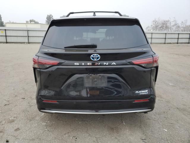 2022 Toyota Sienna Limited