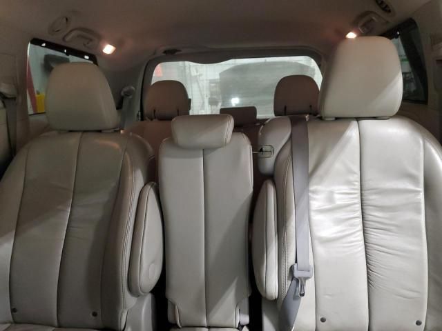 2011 Toyota Sienna XLE