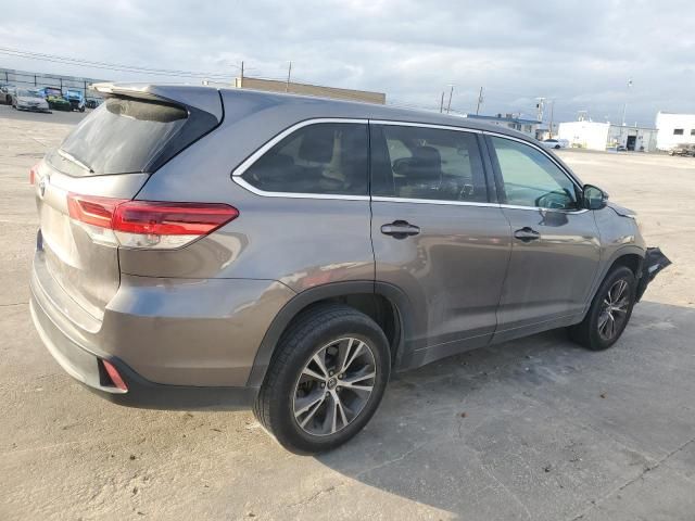 2018 Toyota Highlander LE