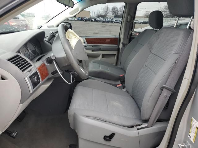 2009 Chrysler Town & Country Touring