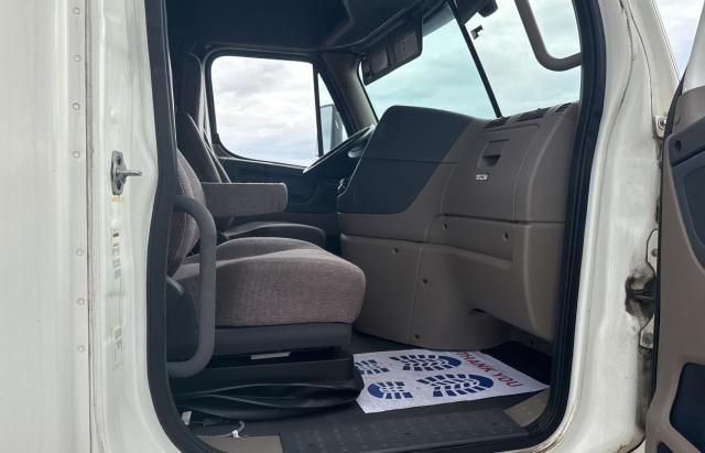 2018 Freightliner Cascadia 125