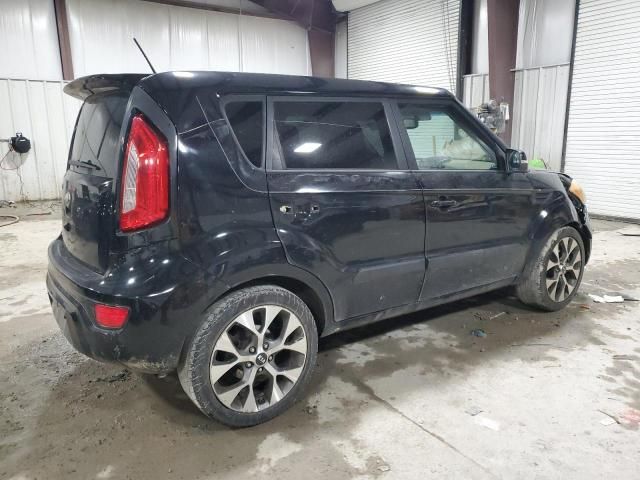 2013 KIA Soul +