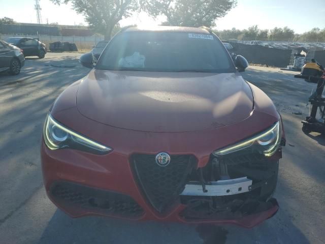 2021 Alfa Romeo Stelvio Sport