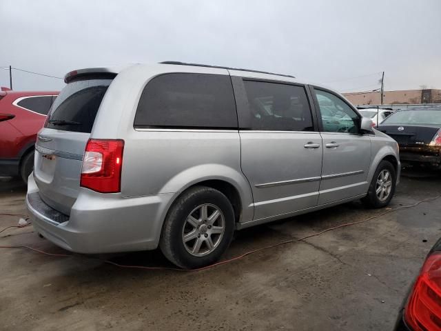 2012 Chrysler Town & Country Touring