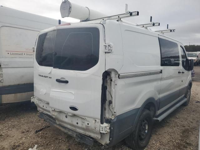 2017 Ford Transit T-250