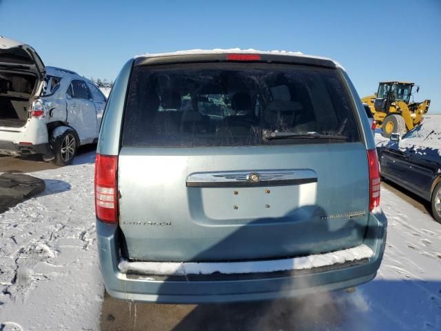 2010 Chrysler Town & Country Touring