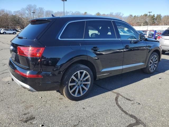 2019 Audi Q7 Premium Plus