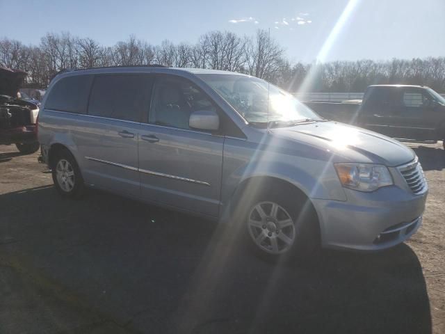 2013 Chrysler Town & Country Touring