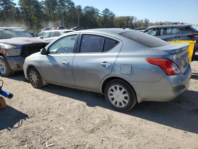 2013 Nissan Versa S