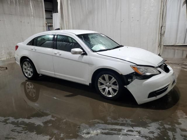 2013 Chrysler 200 Touring