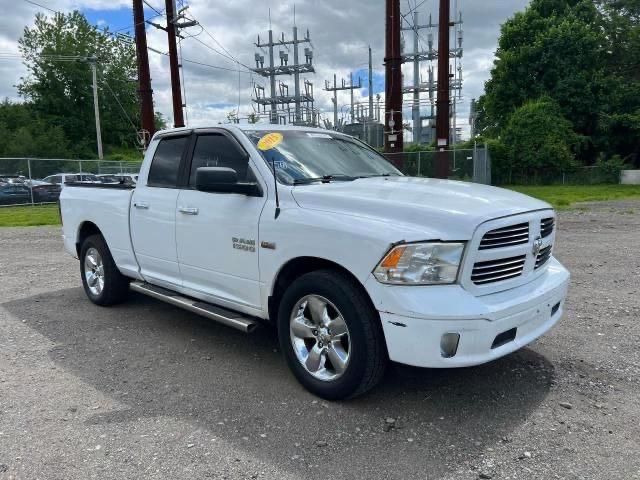 2015 Dodge RAM 1500 SLT