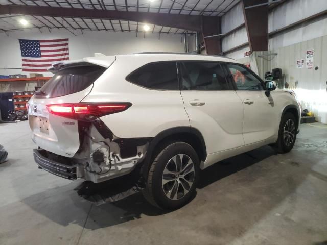 2021 Toyota Highlander Hybrid XLE