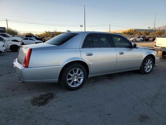 2010 Cadillac DTS Luxury Collection