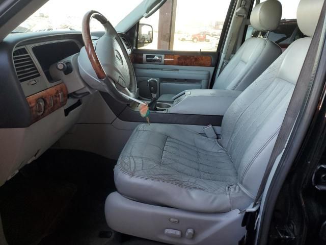 2004 Lincoln Navigator