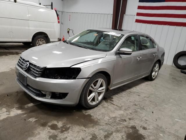 2013 Volkswagen Passat SEL