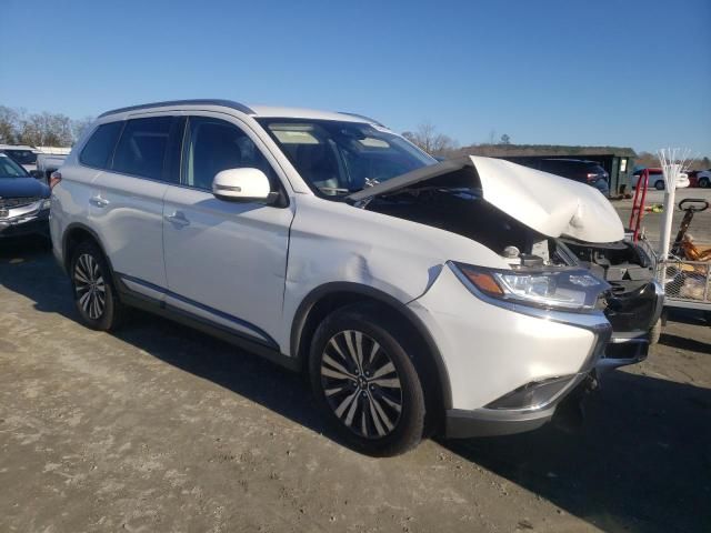 2020 Mitsubishi Outlander SE